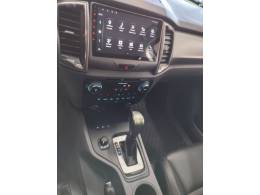 FORD - RANGER - 2016/2017 - Branca - R$ 141.900,00