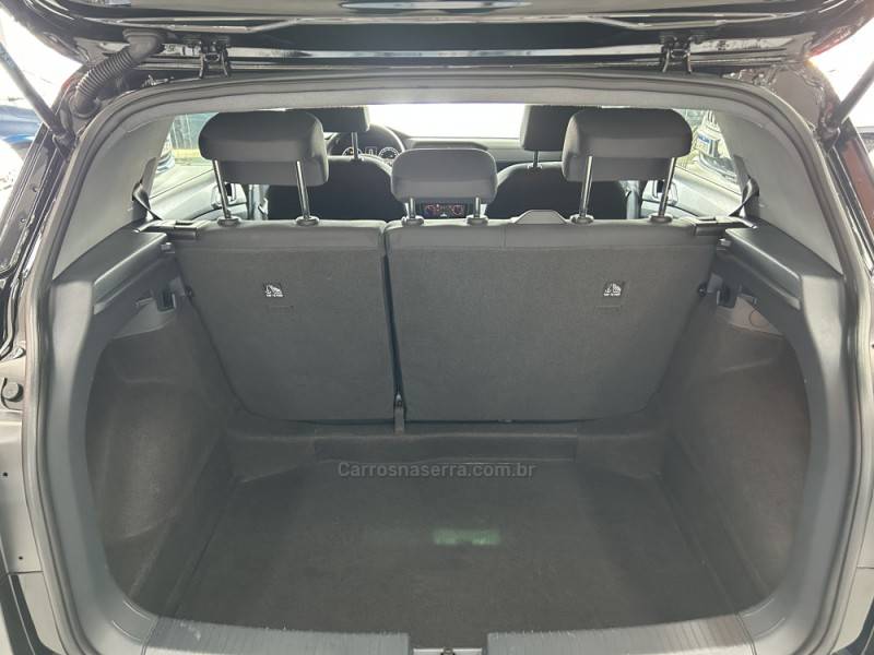 VOLKSWAGEN - T-CROSS - 2023/2023 - Preta - R$ 97.900,00