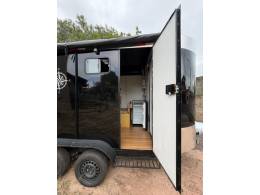 FIAT - 147 - 2025/2025 - Preta - R$ 55.000,00