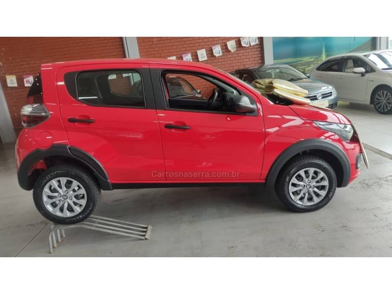 FIAT - MOBI - 2024/2025 - Vermelha - R$ 68.900,00