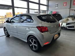 CHEVROLET - ONIX - 2019/2019 - Prata - R$ 68.900,00