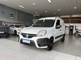 RENAULT - KANGOO - 2016/2017 - Branca - R$ 54.900,00