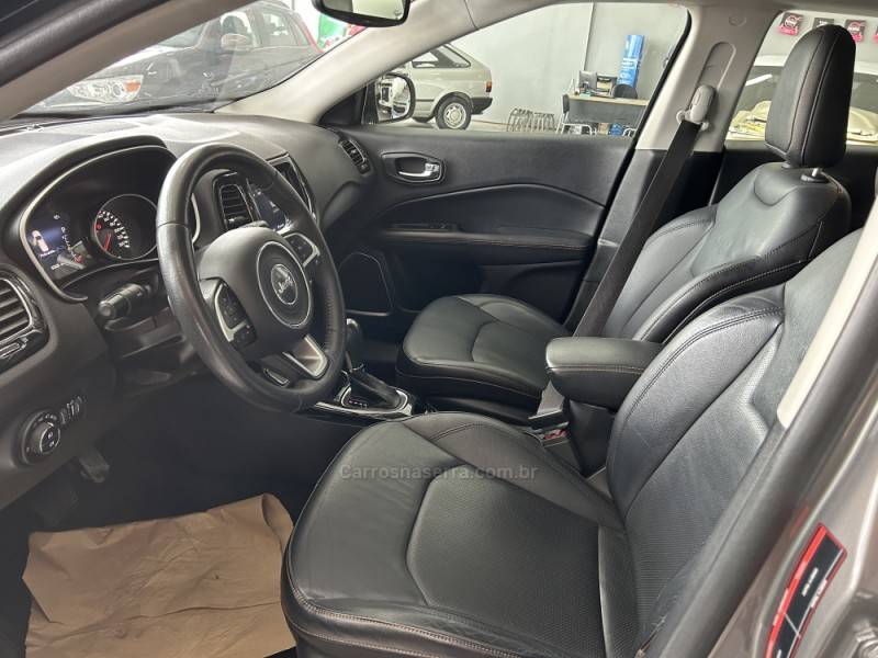 JEEP - COMPASS - 2018/2018 - Cinza - R$ 102.900,00