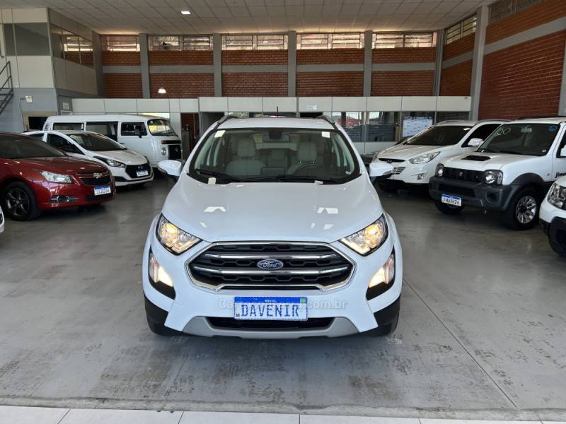 FORD - ECOSPORT - 2019/2020 - Branca - R$ 87.900,00