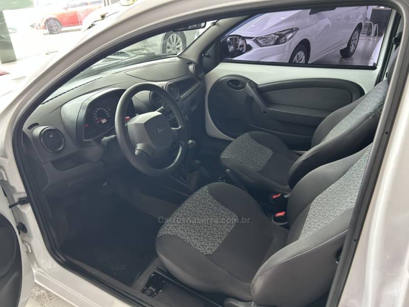 FORD - KA - 2013/2013 - Branca - R$ 29.900,00