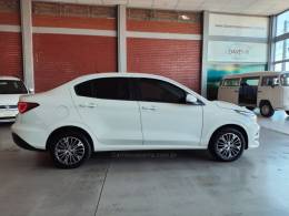 FIAT - CRONOS - 2021/2022 - Branca - R$ 76.900,00