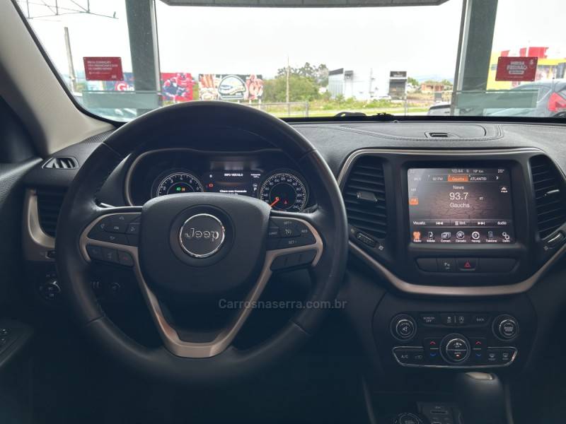 JEEP - CHEROKEE - 2015/2015 - Branca - R$ 99.900,00