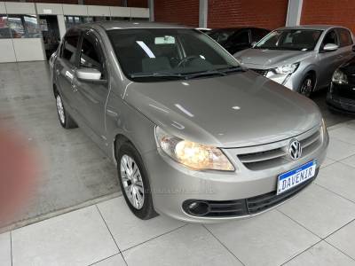 VOLKSWAGEN - VOYAGE - 2011/2012 - Cinza - R$ 33.900,00