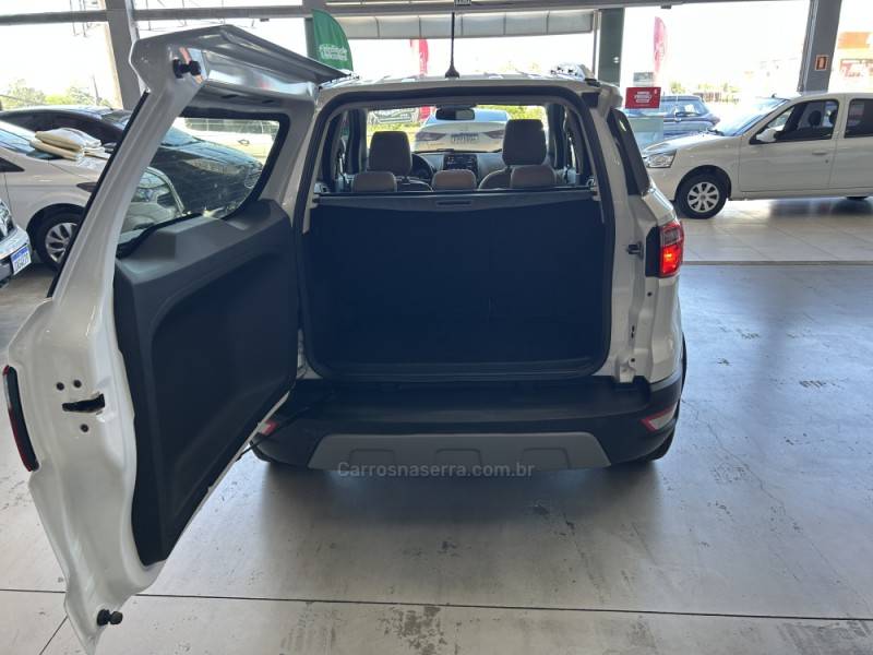 FORD - ECOSPORT - 2019/2020 - Branca - R$ 87.900,00