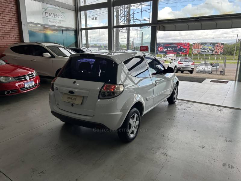 FORD - KA - 2013/2013 - Branca - R$ 29.900,00