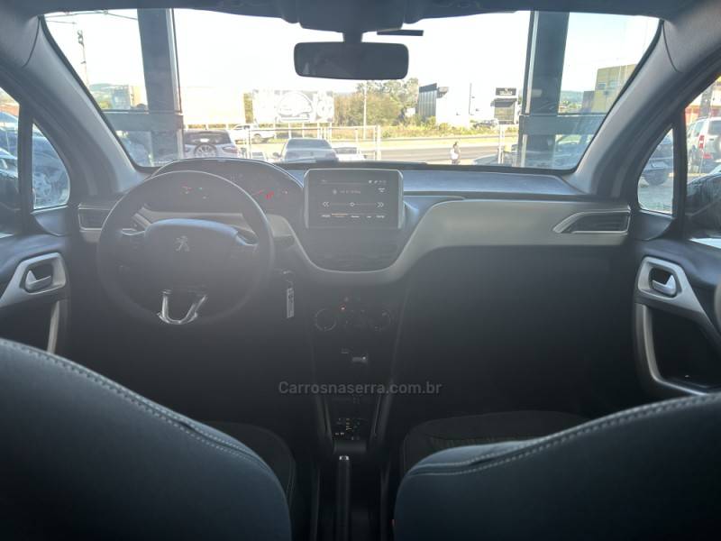 PEUGEOT - 2008 - 2022/2022 - Branca - R$ 75.900,00