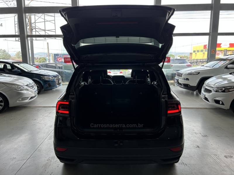 VOLKSWAGEN - T-CROSS - 2023/2023 - Preta - R$ 97.900,00