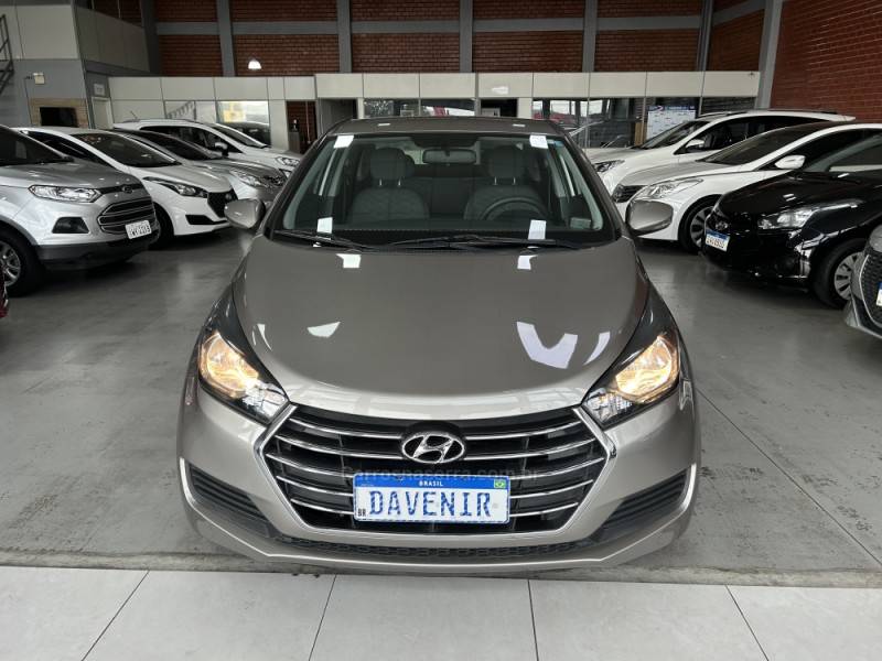 HYUNDAI - HB20S - 2018/2018 - Prata - R$ 69.900,00