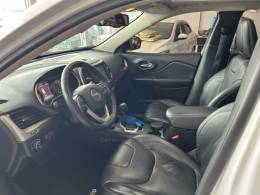 JEEP - CHEROKEE - 2015/2015 - Branca - R$ 99.900,00