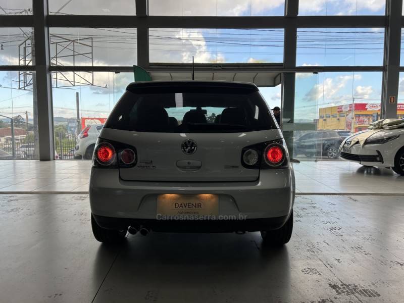 VOLKSWAGEN - GOLF - 2012/2013 - Prata - R$ 62.900,00