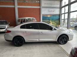 RENAULT - FLUENCE - 2012/2013 - Prata - R$ 46.900,00