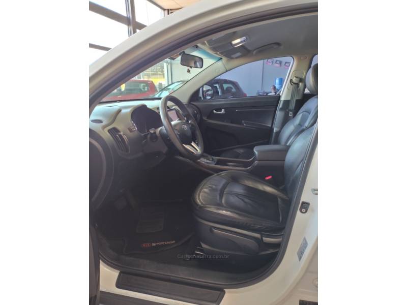 KIA MOTORS - SPORTAGE - 2011/2012 - Branca - R$ 69.900,00