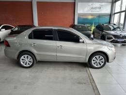 VOLKSWAGEN - VOYAGE - 2011/2012 - Cinza - R$ 33.900,00