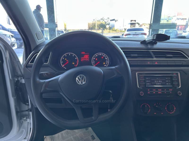 VOLKSWAGEN - GOL - 2021/2022 - Prata - R$ 61.900,00