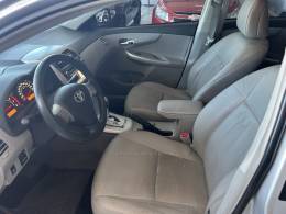 TOYOTA - COROLLA - 2014/2014 - Prata - R$ 74.900,00