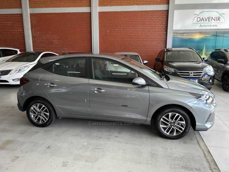 HYUNDAI - HB20 - 2024/2025 - Prata - R$ 84.900,00