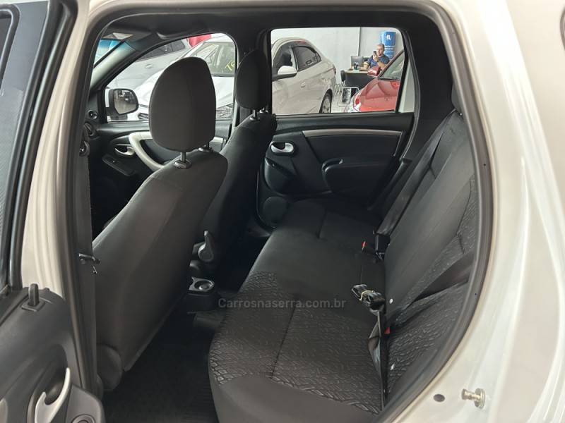 RENAULT - DUSTER - 2019/2020 - Branca - R$ 77.900,00