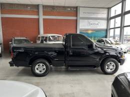 FORD - F-250 - 2000/2000 - Preta - R$ 119.900,00