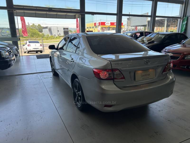 TOYOTA - COROLLA - 2014/2014 - Prata - R$ 74.900,00