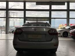 RENAULT - FLUENCE - 2012/2013 - Prata - R$ 46.900,00