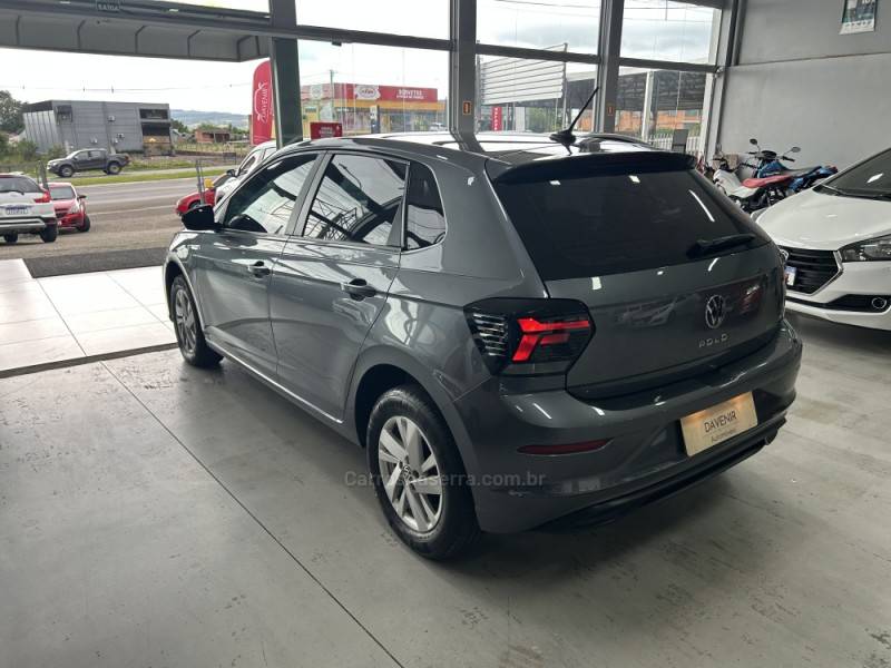 VOLKSWAGEN - POLO - 2023/2023 - Cinza - R$ 91.900,00